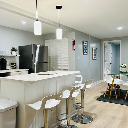 Comfy Lower Lvl Apt With Jetted Tub Near Uptown And Unc Charlotte Eksteriør billede