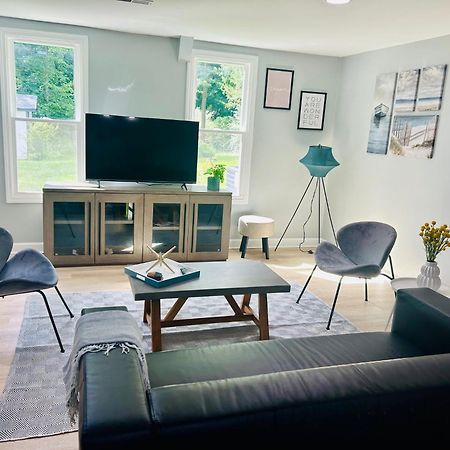 Comfy Lower Lvl Apt With Jetted Tub Near Uptown And Unc Charlotte Eksteriør billede